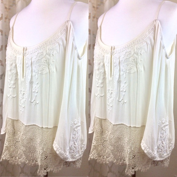 Ecote Ivory Lace Off Shoulder Bohemian Shirt XS - Picture 2 of 7